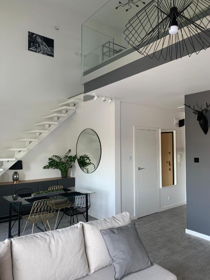 Two-Levels Penthouse With A Garden In The City Center Leilighet Łódź Eksteriør bilde